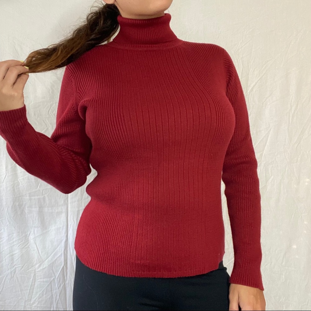 flattering red turtle neck, brand new